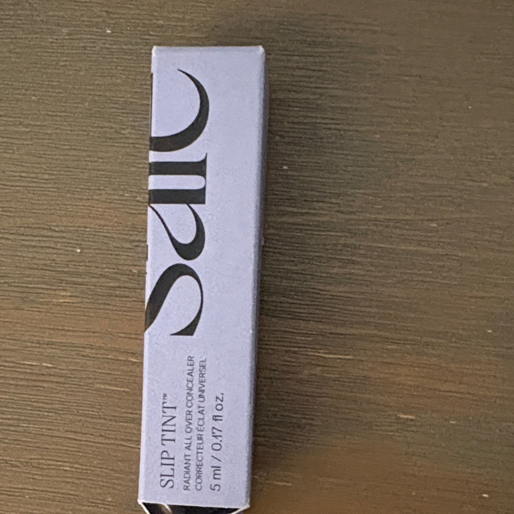 SAIE Slit Tint All Over Concealer - Packaging opened but unused